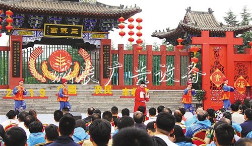 【大美中國】廣告燈箱多少錢一個金秋時(shí)節(jié)慶豐收