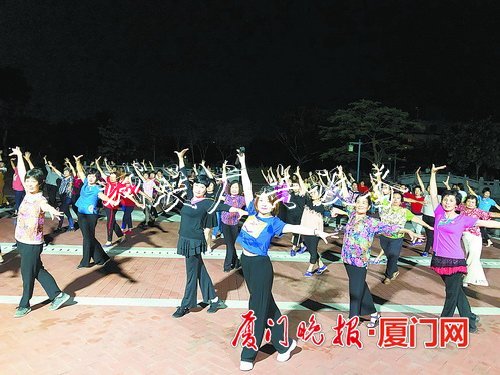 廈門(mén)海滄社區(qū)新時(shí)代文明實(shí)文化宣傳欄踐站打通服務(wù)群眾“最后一公里”