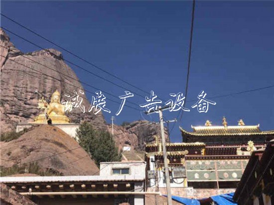 “2019行走黃河”：拉戶外廣告燈箱加鎮(zhèn)，黃河邊上解難題