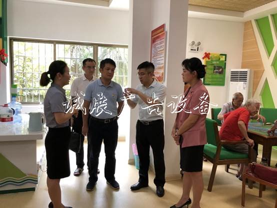 魚峰區(qū)全面推進城市基戶外廣告燈箱層黨建引領共建共治工作
