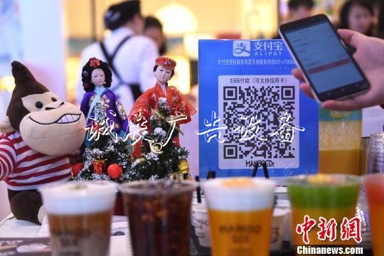 進博會開幕、5G套餐來學(xué)校宣傳欄了……11月有這些大事發(fā)生