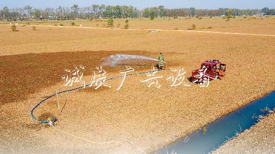 安徽省累計(jì)抗旱宣傳欄澆灌2500萬(wàn)畝次