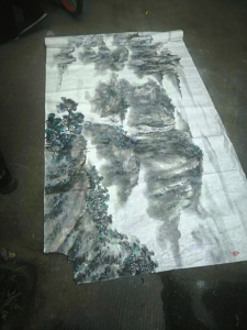 價(jià)值70萬元國畫快遞中垃圾收集亭受損 快遞公司：只能賠300元