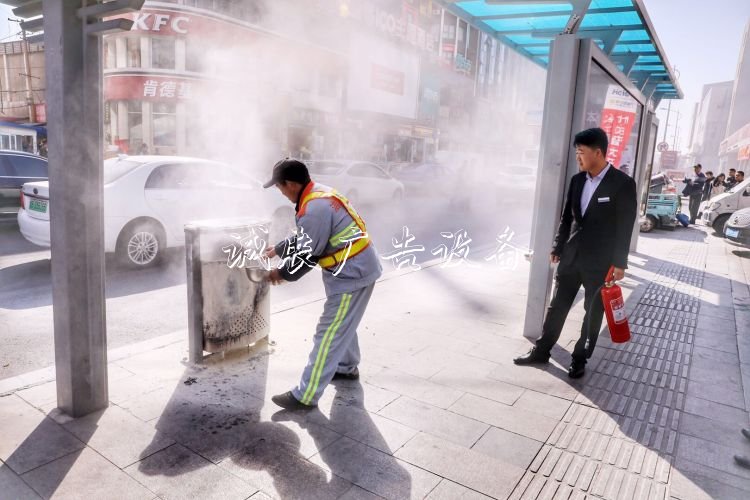 煙頭又惹禍垃圾桶起火分類垃圾亭！市民環(huán)衛(wèi)齊心兩分鐘化險(xiǎn)