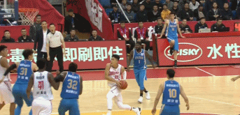 兩戰(zhàn)僅33分10板，指路牌燈箱CBA還真成養(yǎng)老所了？