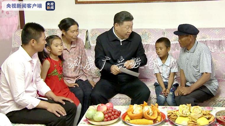 時(shí)政微視頻丨脫貧攻滾動(dòng)式燈箱堅(jiān)：不獲全勝 決不收兵