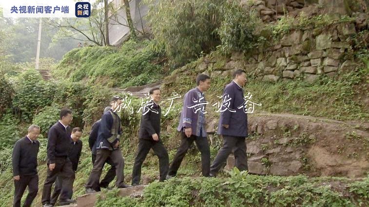時(shí)政微視頻丨脫貧攻滾動(dòng)式燈箱堅(jiān)：不獲全勝 決不收兵