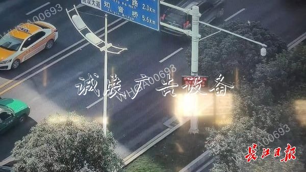 武漢將新增22條學校宣傳欄停車秩序示范路