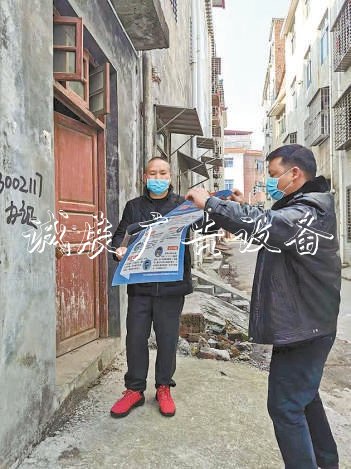 何慢群:挑起社滾動(dòng)燈箱區(qū)網(wǎng)格化防疫重?fù)?dān)