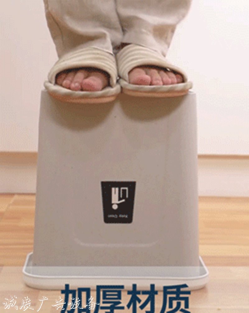 來自日本的干濕分離垃廣告燈箱圾桶，終于換掉了居委會