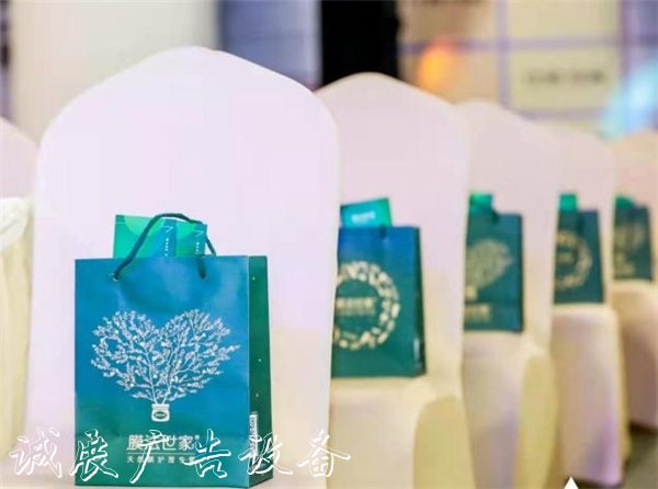膜法世家出席學(xué)院獎(jiǎng)盛垃圾收集亭典，融聚年輕力量叩響未