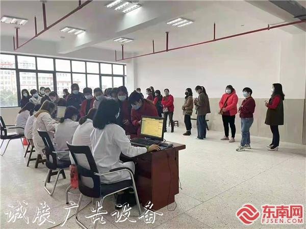 莆田仙游楓亭：惠民“學校宣傳欄兩癌”篩查 守護婦女健康